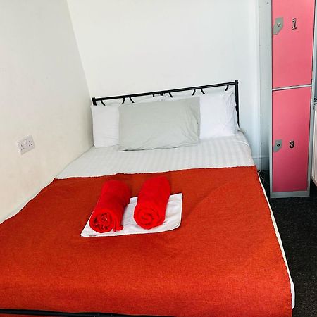 Backpackers Blackpool Hotel & Suites Exterior foto